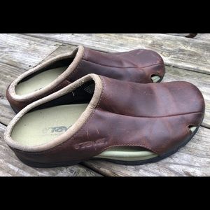 Men's TEVA Slip On Leather Waterproof Shoes